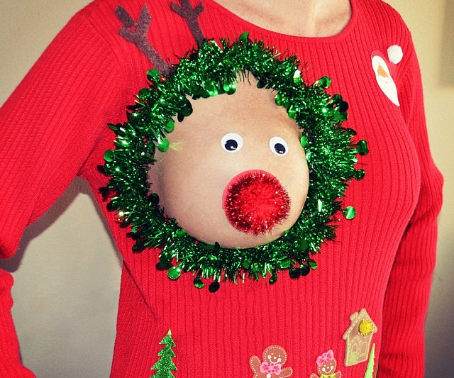 ugly-christmas-sweater-nip-opening-640x533.jpg
