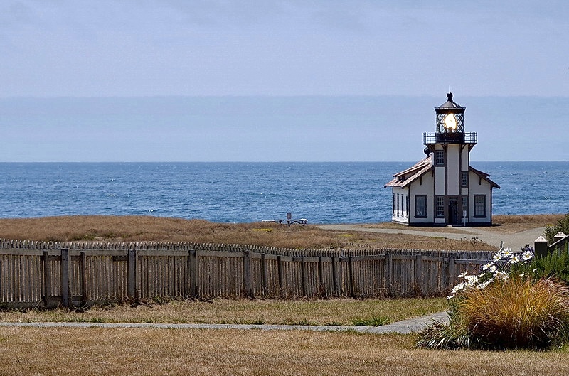 LightHouse.jpeg